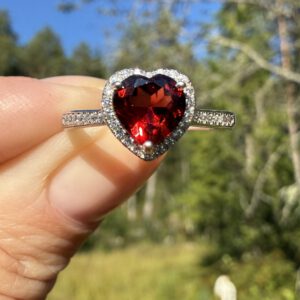 Granat Hjerte Ring m/Zirkoner